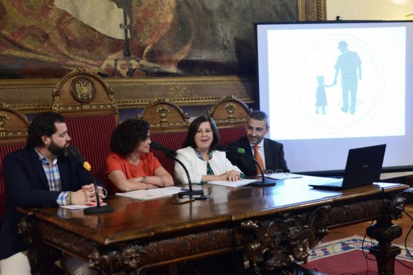 Macrosad y la UGR impulsan una cátedra pionera en España sobre estudios intergeneracionales